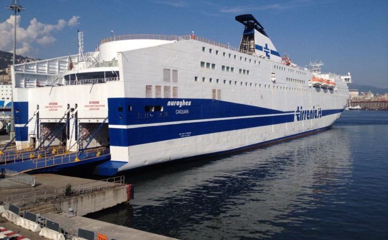 Sardegna, Porto Torres: traghetti da Genova, Savona e Civitavecchia ...